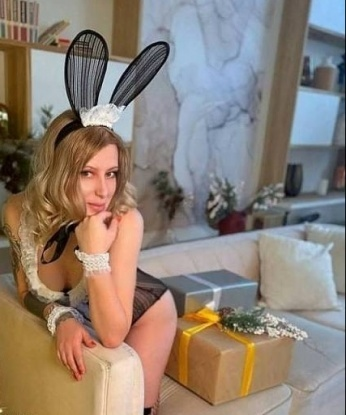 У меня есть не только красивое и ухоженное тело, но и умение доставить наслаждение, которого ты никогда не забудешь. Вместе мы окунемся в мир страсти и нежности, где ты станешь главным героем моих фантазий. Откровенные фото и положительные отзывы подтверждают мою привлекательность и профессионализм. Раскрой свои сокровенные желания со мной и получи настоящее блаженство. Твоя незабываемая встреча ждет тебя уже сегодня, не упускай шанс! 💋💥🔥 Фекла